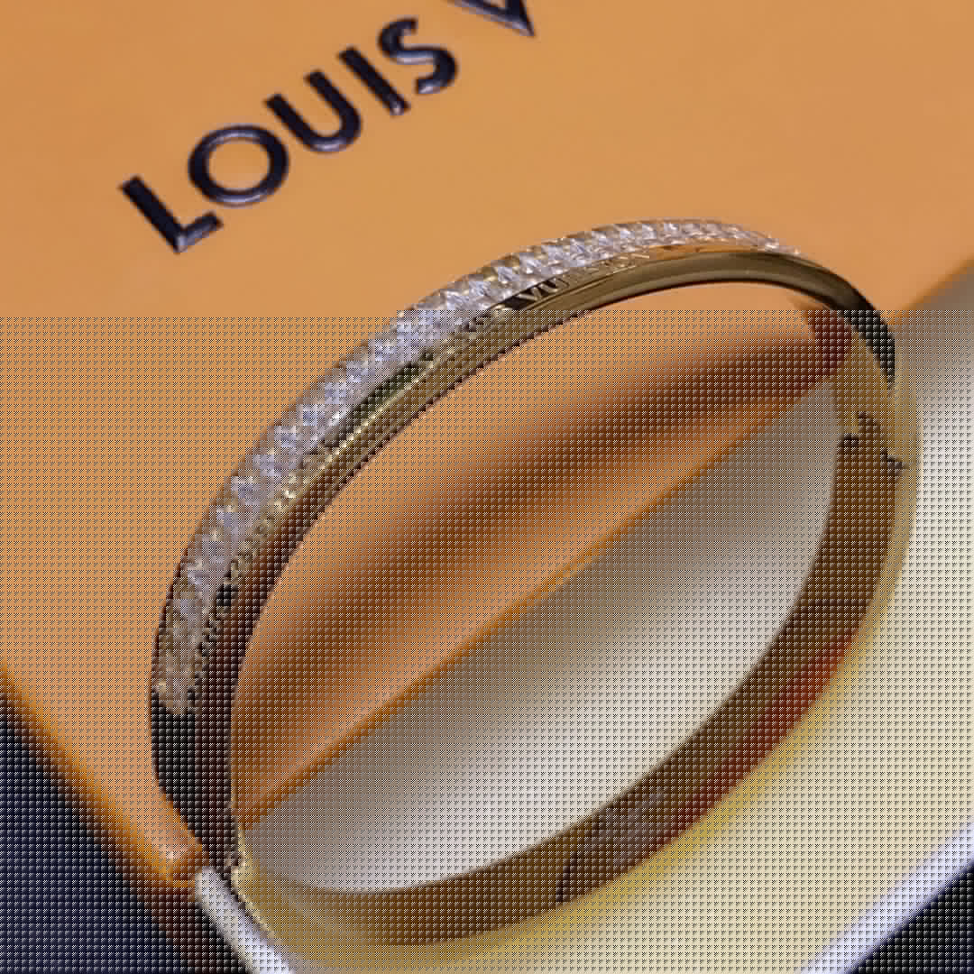 18K Louis Vuitton Crystals Bracelet